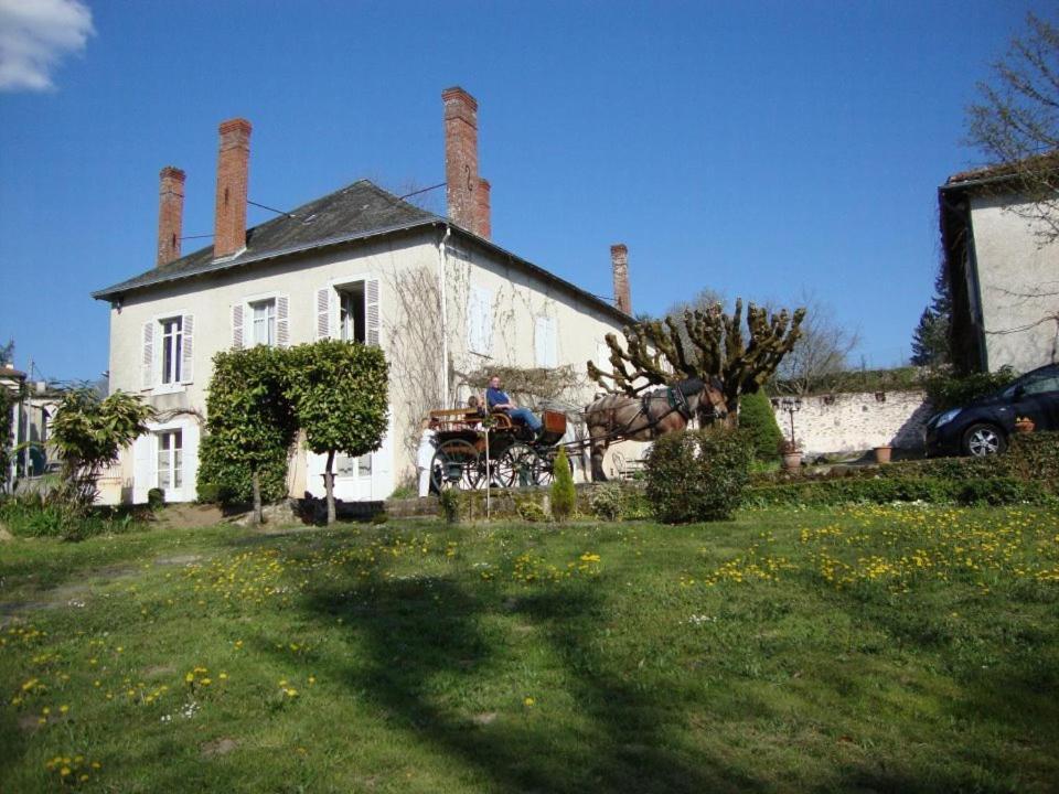 Domaine De La Dame De Lauriere Bed and Breakfast Solignac Exterior foto