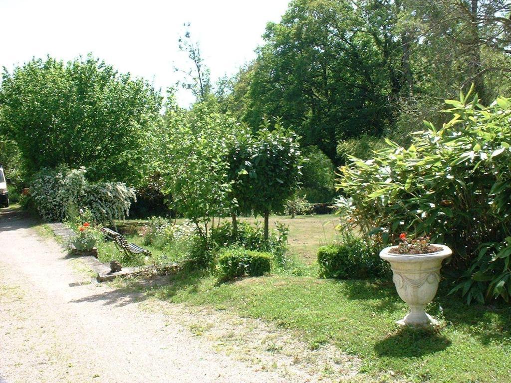 Domaine De La Dame De Lauriere Bed and Breakfast Solignac Exterior foto